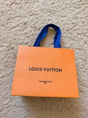 Louis Vuitton mini shopping bag
